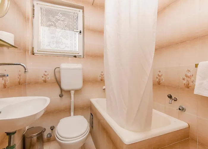 Dragica דירה ז'אבוריץ'